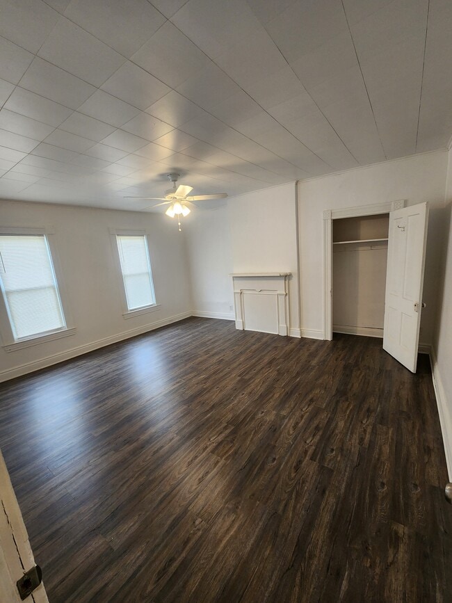 Bedroom 1 (17x14) - 243 W Brady St