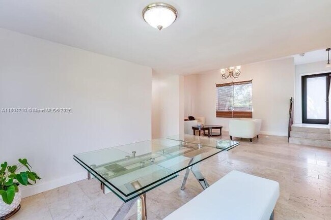 Foto del edificio - 1843 SW 138th Ave