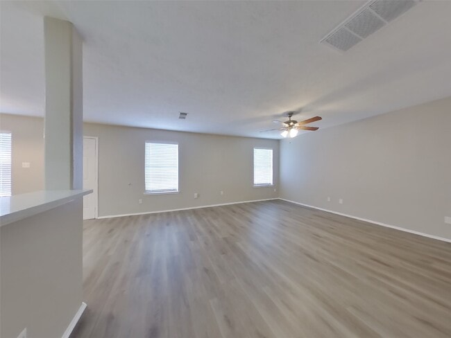 Foto del edificio - 16783 Fallen Timbers Dr