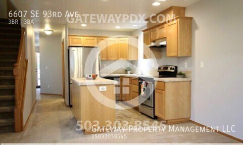 Building Photo - 6607 SE 93rd Ave