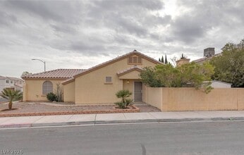 Building Photo - 7225 Scenic Hills Dr