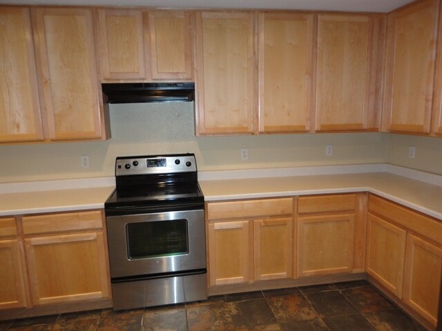 Building Photo - 201 Stagecoach Ln