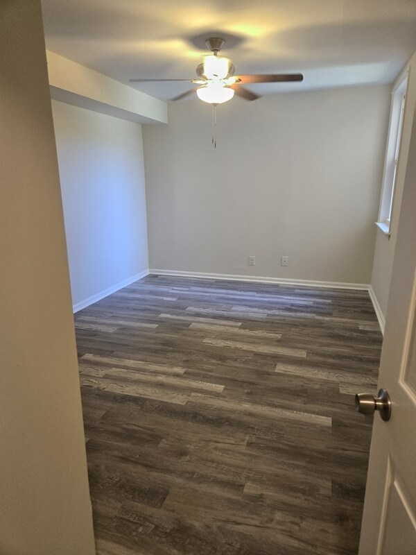 Building Photo - 3417 W Westmoreland St