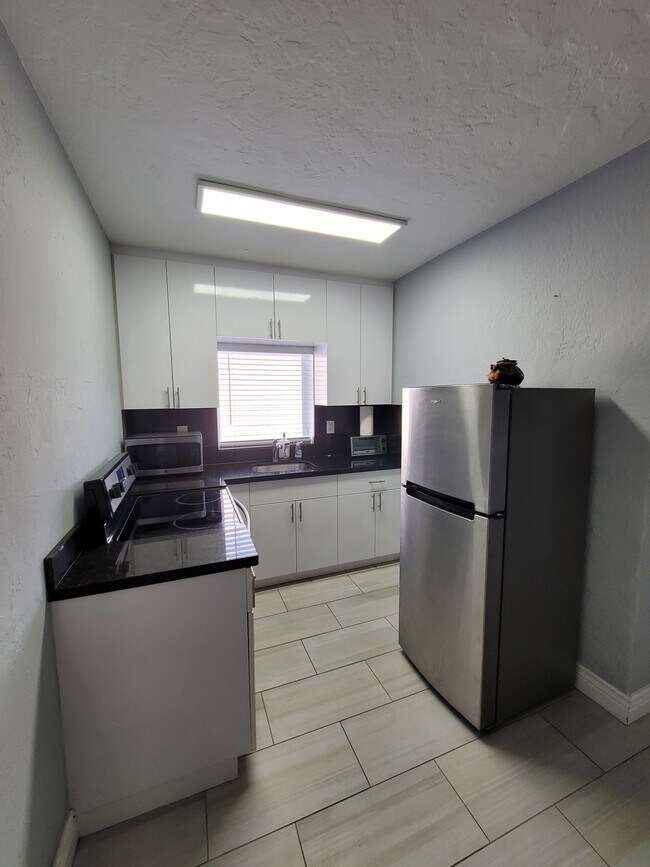 Kitchen - 855 SW 7th St