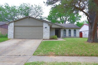 Building Photo - 24018 Reagon Canyon Dr