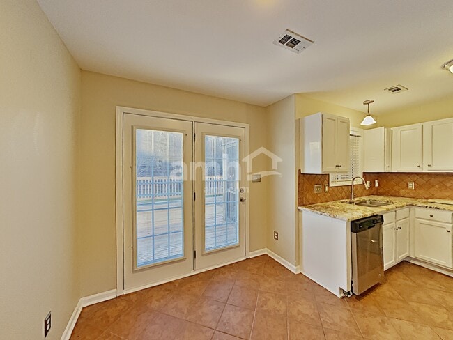Building Photo - 10206 Orchard Grass Ct