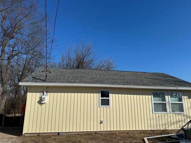 Foto del edificio - 4313 E Swaller Rd