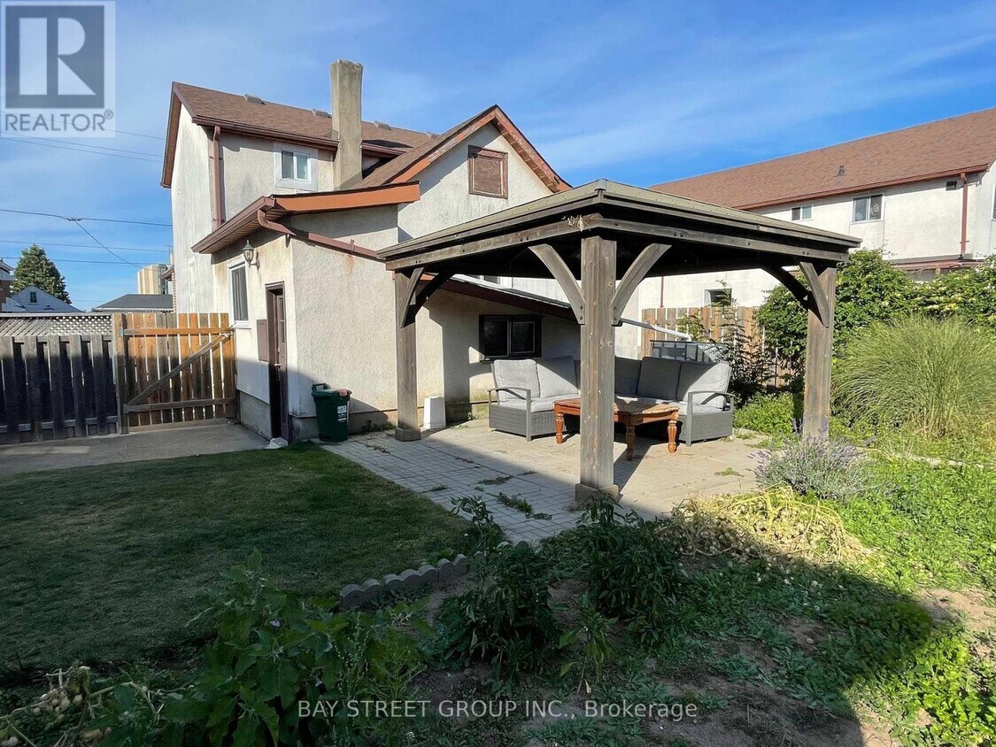 Photo principale - 5720 Peer St