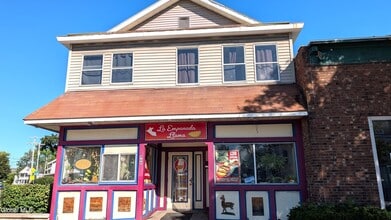 Building Photo - 469 Delaware Ave