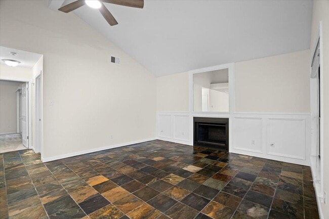 Building Photo - 361 Fantail Loop