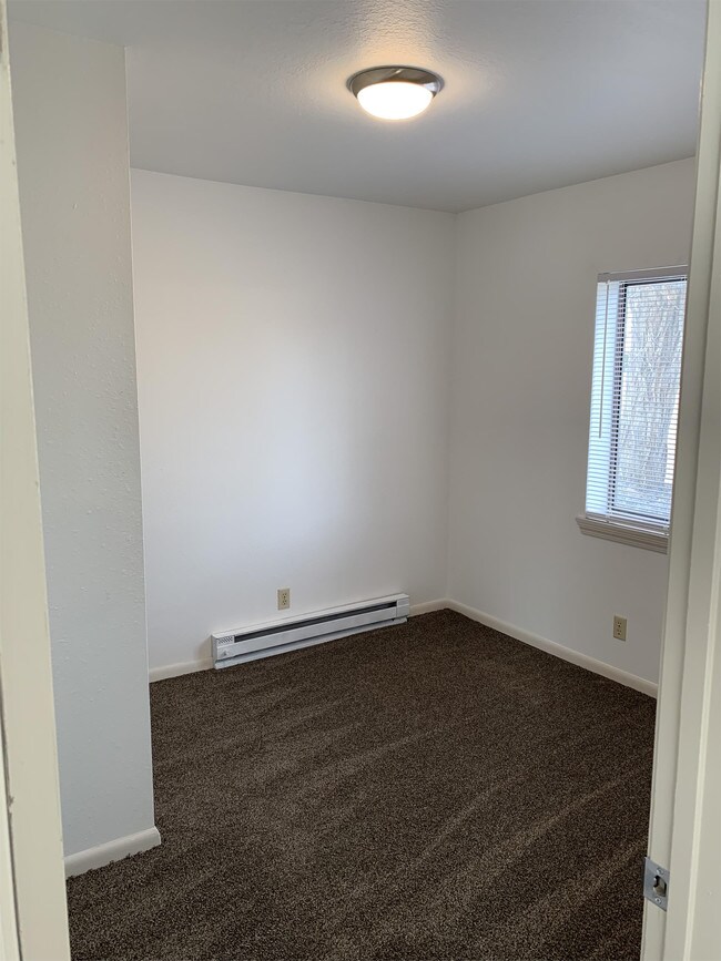 Foto del edificio - 2390 American Legion Blvd