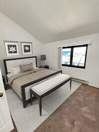 50 Hyde Ct