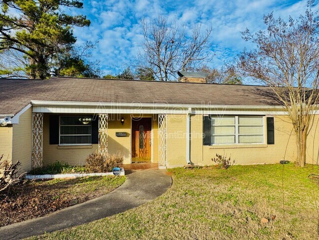 Foto del edificio - 2767 Biltmore Ave