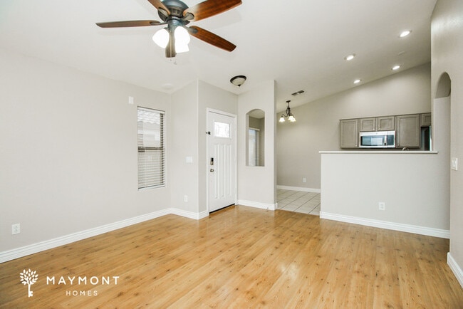 Building Photo - 9311 E Onza Ave