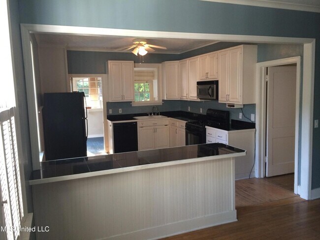 Foto del edificio - 4056 Redwing Ave