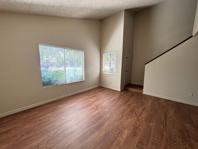 Foto del edificio - 43301 20th St W