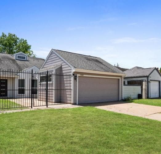 Building Photo - 11847 Plumbrook Dr