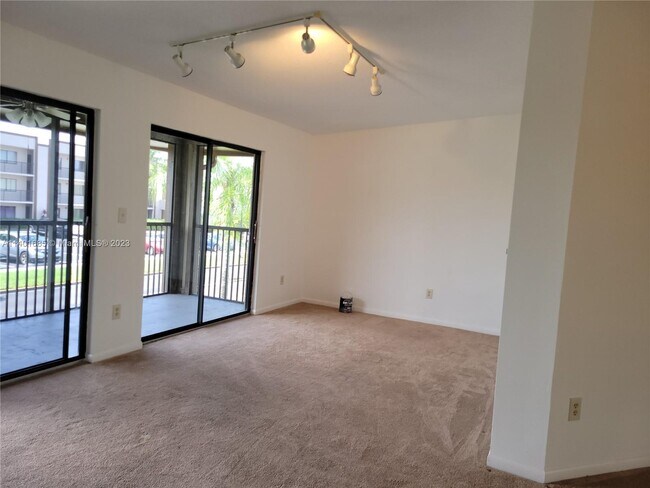 Building Photo - 9790 N Belfort Cir