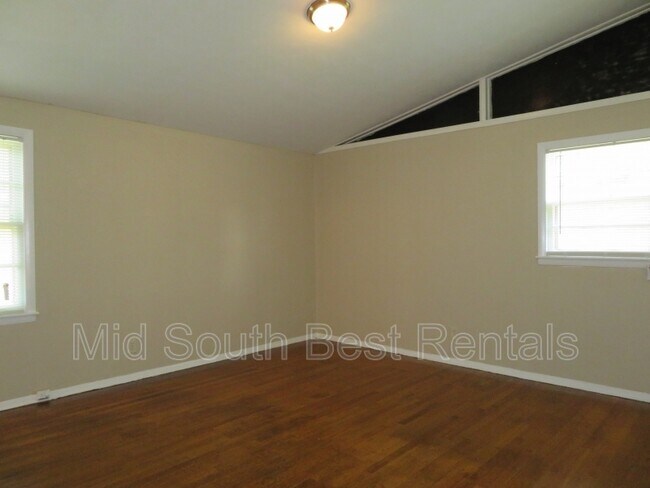 Building Photo - 3103 Arrendale St