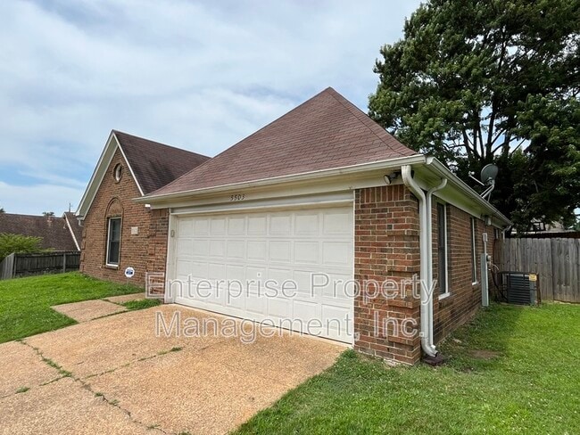Foto del edificio - 5503 Kindle Creek Dr