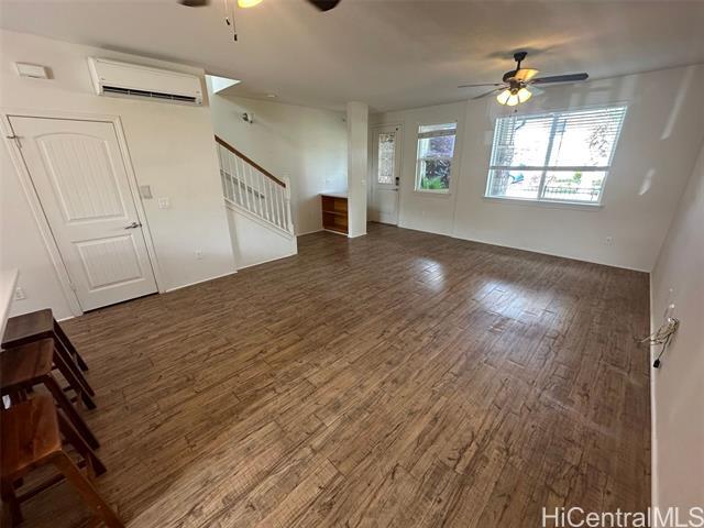Building Photo - 540 Manawai St