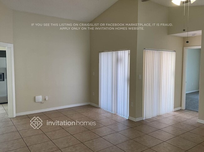 Foto del edificio - 1906 SW 123rd Ave