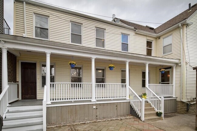 Foto del edificio - 144 Brooks St