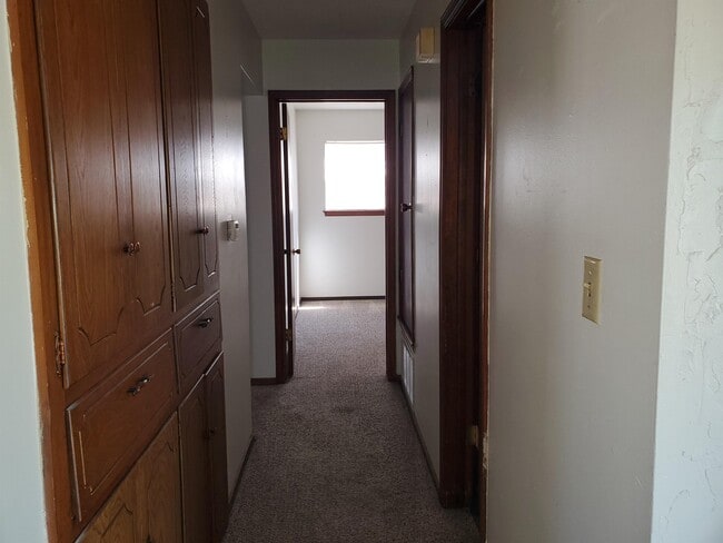 Building Photo - 709 Quapaw Dr