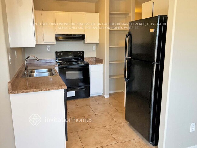 Foto del edificio - 250 Dakota St