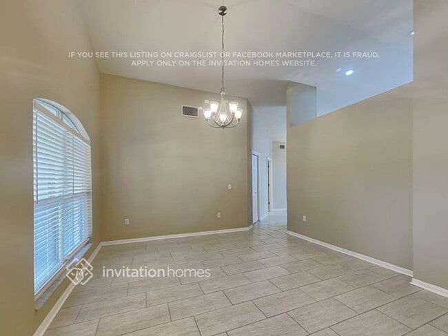 Building Photo - 4625 Daventry Pl