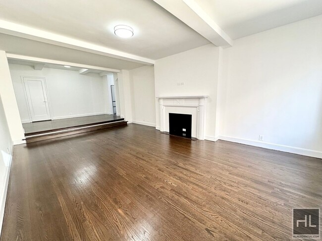 Foto del edificio - FIFTH AVENUE