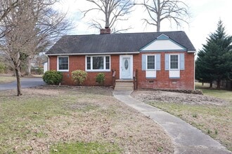 Building Photo - 8707 Mapleton Rd
