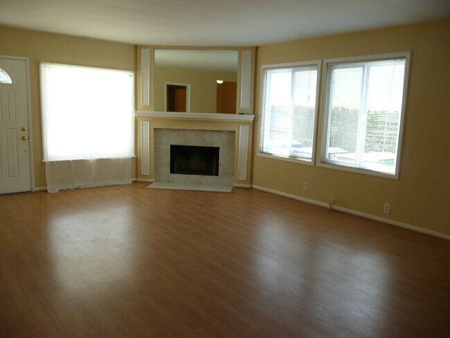 Living Room - 22131 Viscanio Rd