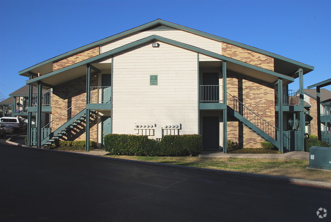 Building Photo - Autumn Brook Apartments