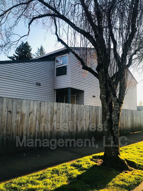 Foto principal - 5301 Plomondon St