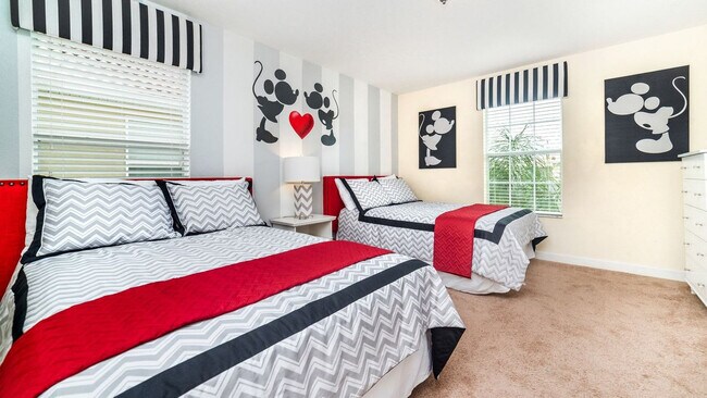 Foto del edificio - 2979 Buccaneer Palm Rd