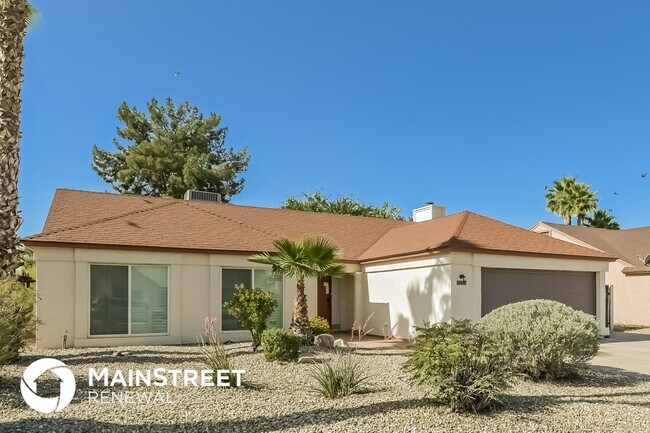 Building Photo - 3557 W Chicago St