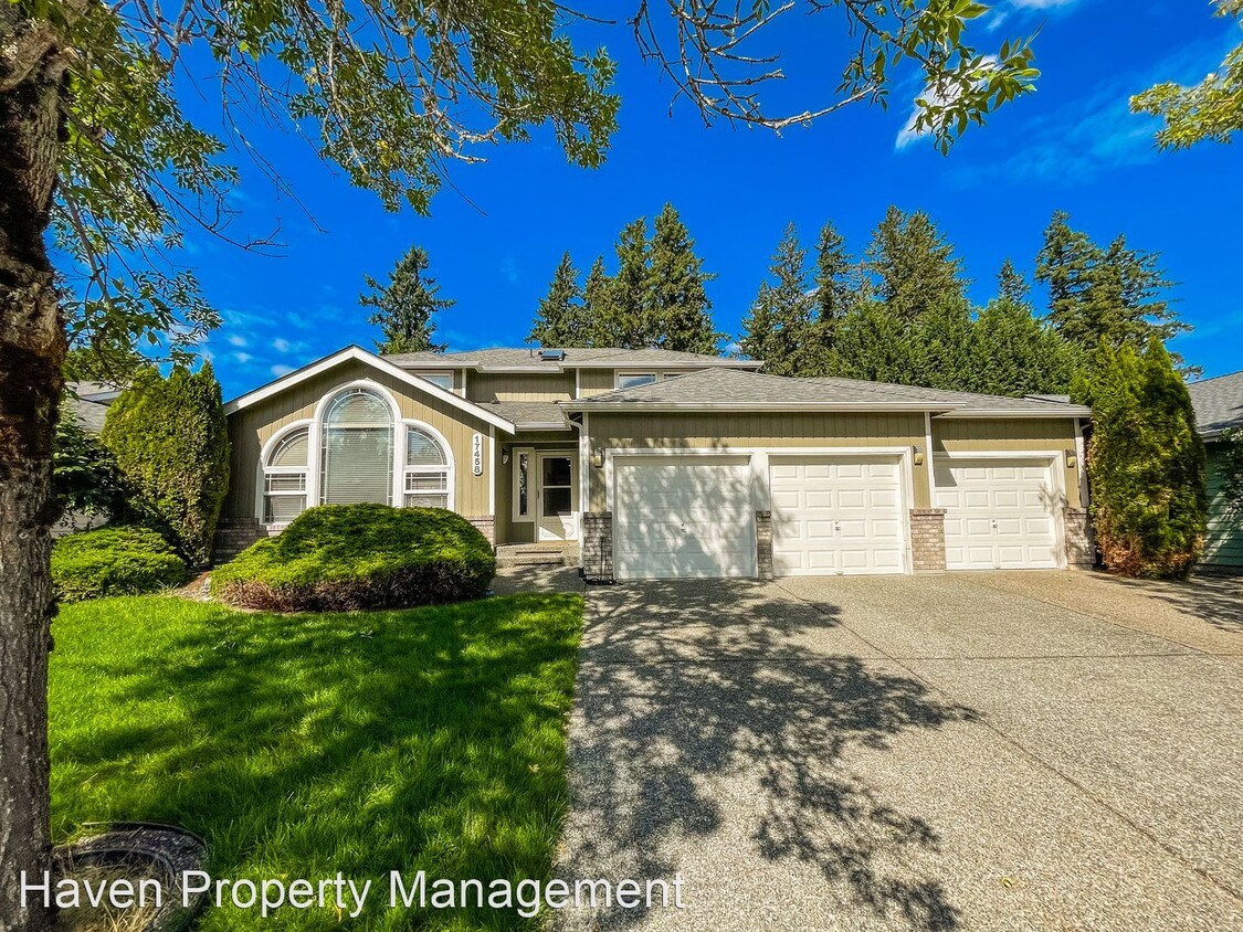 Foto principal - 4 br, 2.5 bath House - 17458 SE 257th St