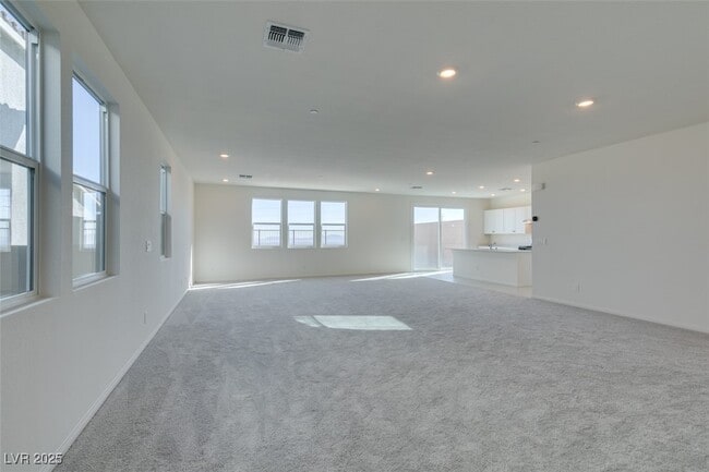 Building Photo - 5632 Hill Spire St