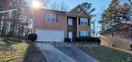 Building Photo - 5591 Rock Lake Dr