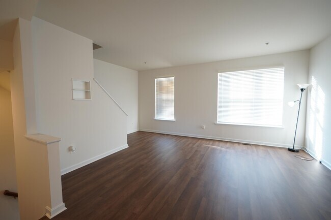 Foto del edificio - 45715 N Maxine Wy