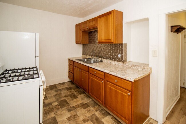Foto del edificio - 636 Allyn St