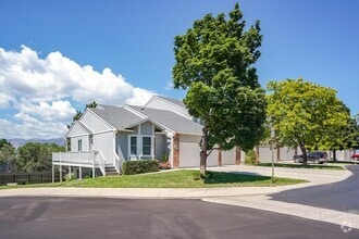 Building Photo - 2310 Elite Ter