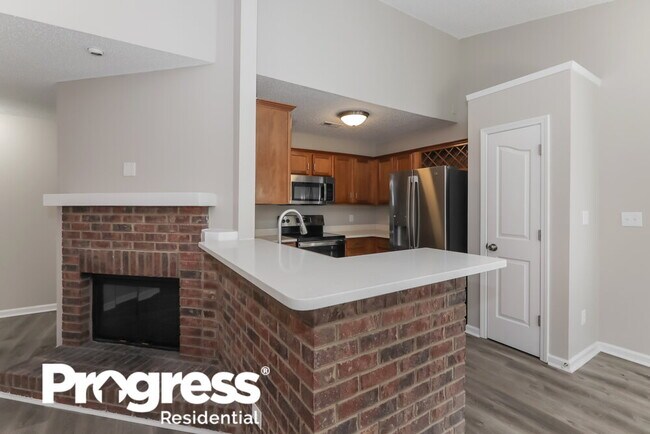 Foto del edificio - 12104 Stewarts Crossing Dr
