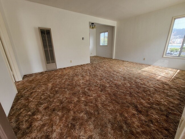 Building Photo - Rear Single Story Unit Duplex in Richmond...