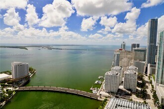 Building Photo - 495 Brickell Ave