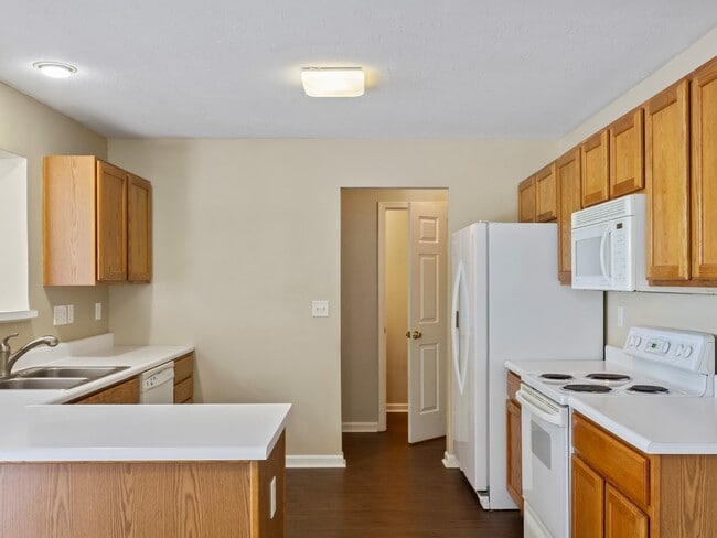 Foto del edificio - 443 Indian Lake Dr