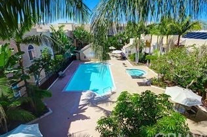 Foto principal - 5252 Orange Ave