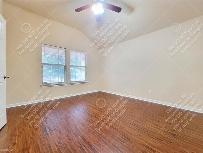 Foto del edificio - 3 br, 2 bath House - 18600 Sandy Bottom Dr