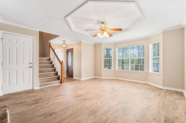 Building Photo - WILLOWBROOK TOWNHOMES -CLOSE TO USA